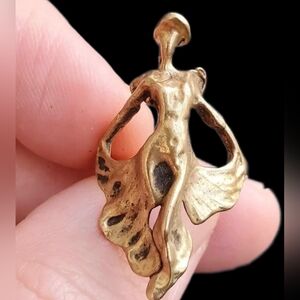 Vintage Art Nouveau Figurine Ring